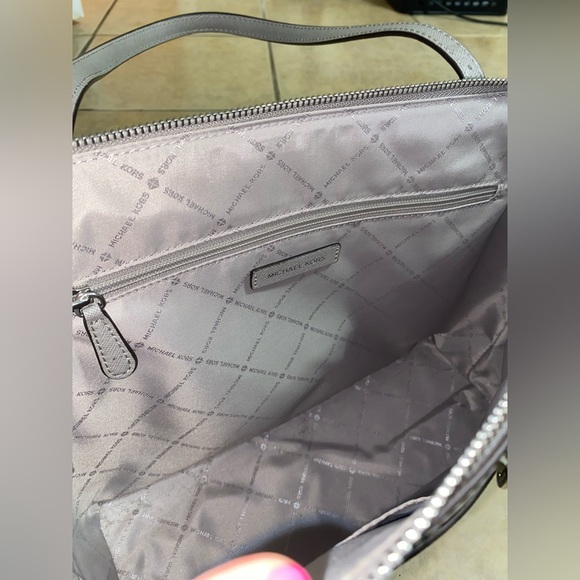 Michael Kors Tote - Picture 4 of 7